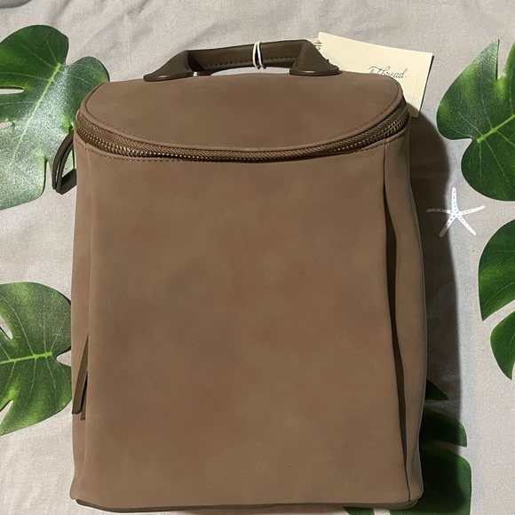 Universal Thread Handbags - Universal Thread Medium Backpack